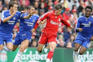 UFC 296上演巅峰对决，爱德华兹成功卫冕次中量级冠军