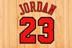 篮下惊魂！巨人空篮失手，球迷惊呼不可能