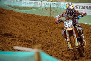 姆巴佩独造三球闪耀欧冠，巴黎圣日耳曼3-1逆转拜仁占先机